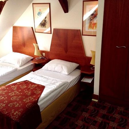 Old Town Bed & Breakfast Ceske Budejovice Exteriör bild